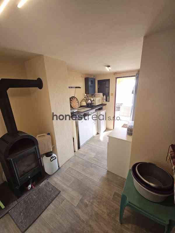 Exkluzivně chata 2+1, Napajedla, CP 613 m2, park. 2 vozidel - foto 19