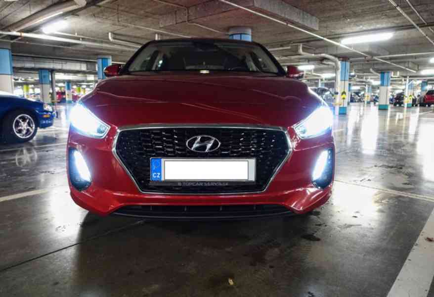 Hyundai i30, 1,6 2018 automat naftový motor - foto 1