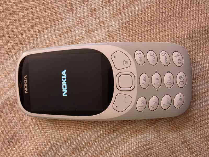 Mobilní tlačítkový telefon Nokia 3310 (2017) - foto 2