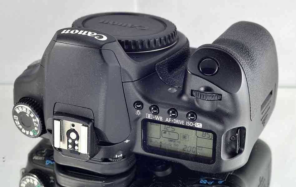 Canon EOS 40D *10,1Mpix CMOS**Live View* 7300 Exp. - foto 4