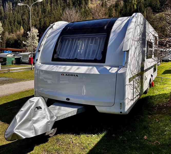 Prodej rodinného obytného přívěsu Adria Adora 573 PT - foto 6