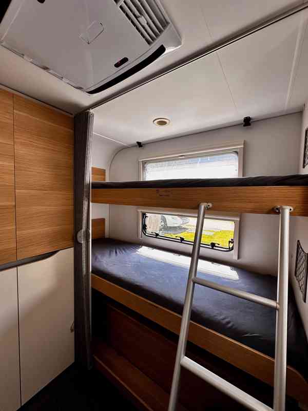 Prodej rodinného obytného přívěsu Adria Adora 573 PT - foto 17