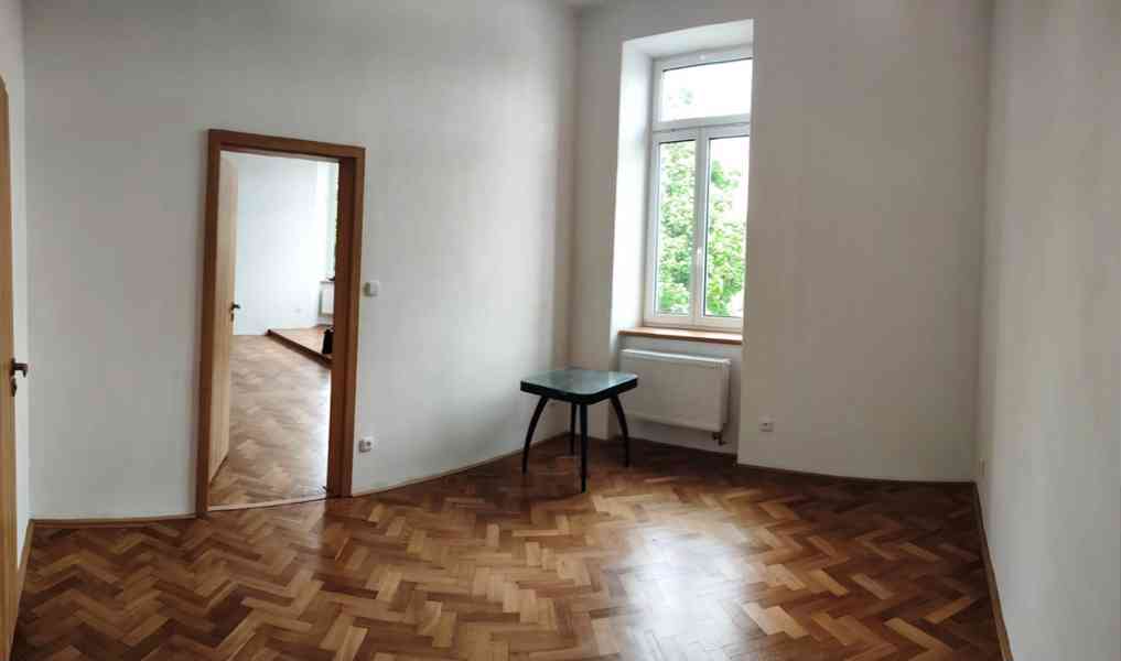 Pronájem bytu 2+kk ve Znojmě - foto 4