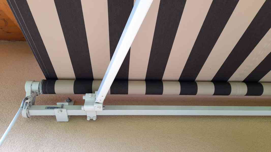 Látková markýza 4700 x 2600 mm (šířka x výsuv) - foto 8