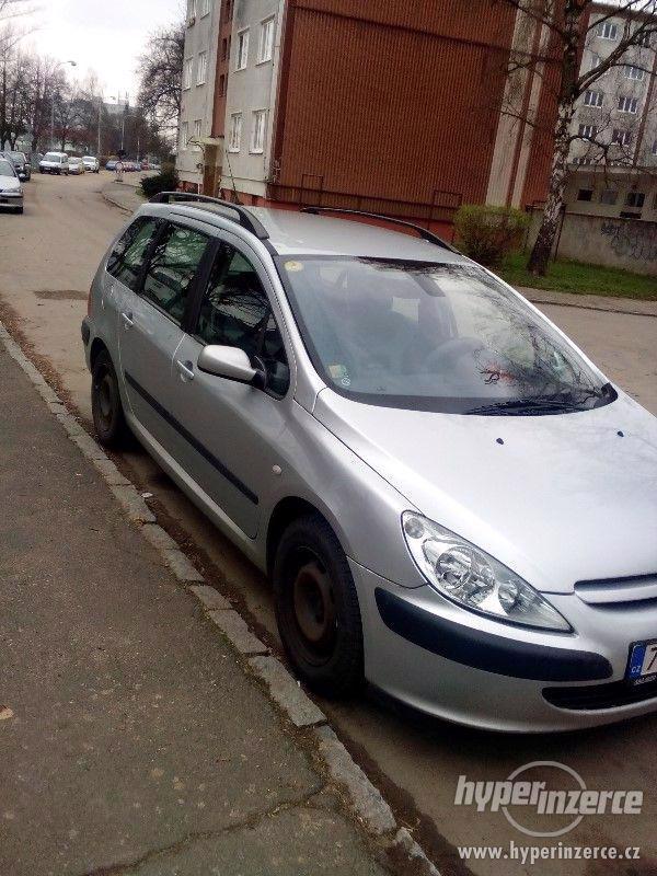 Prodám Peugeot 307 HDI kombi - foto 12