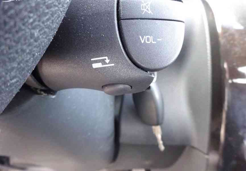 Dacia Duster 1.5 DCI r.v.2011 Po rozvodech - foto 12