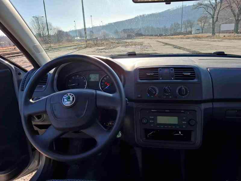 Škoda Fabia II - foto 8