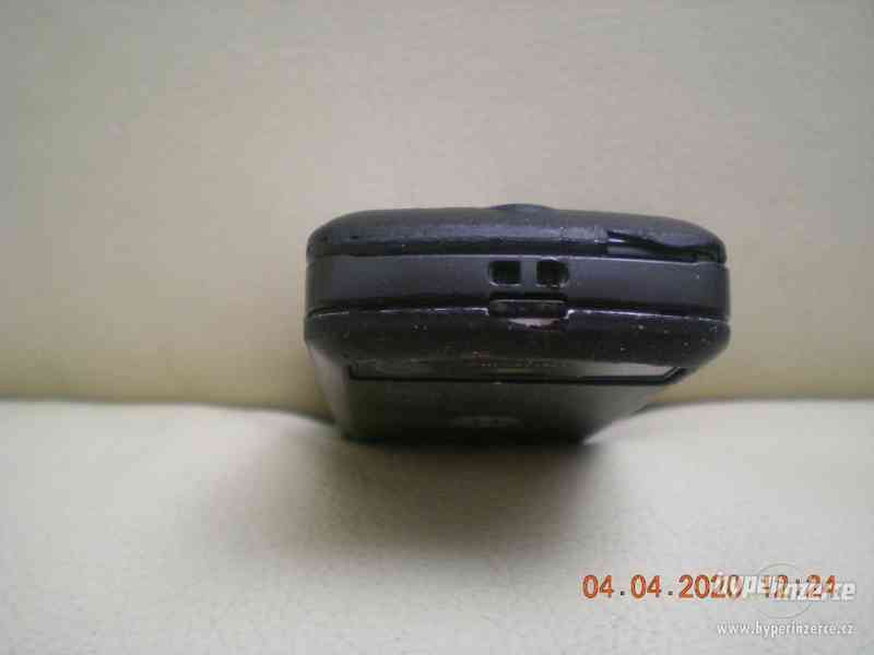 Motorola Z3 - funkční výsuvný mobilní telefon - foto 8