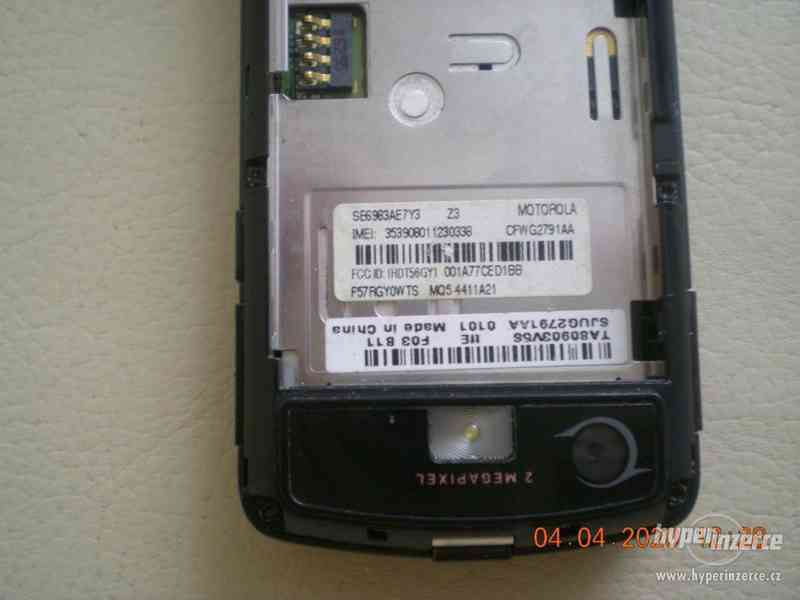 Motorola Z3 - funkční výsuvný mobilní telefon - foto 13