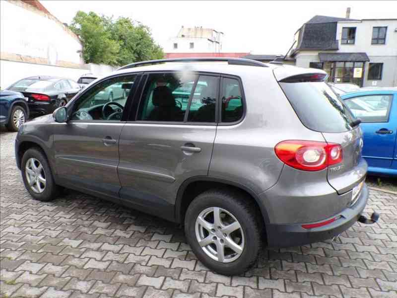 Volkswagen Tiguan 2,0 TDI 4MOTION,TAŽ.ZAŘ. - foto 4