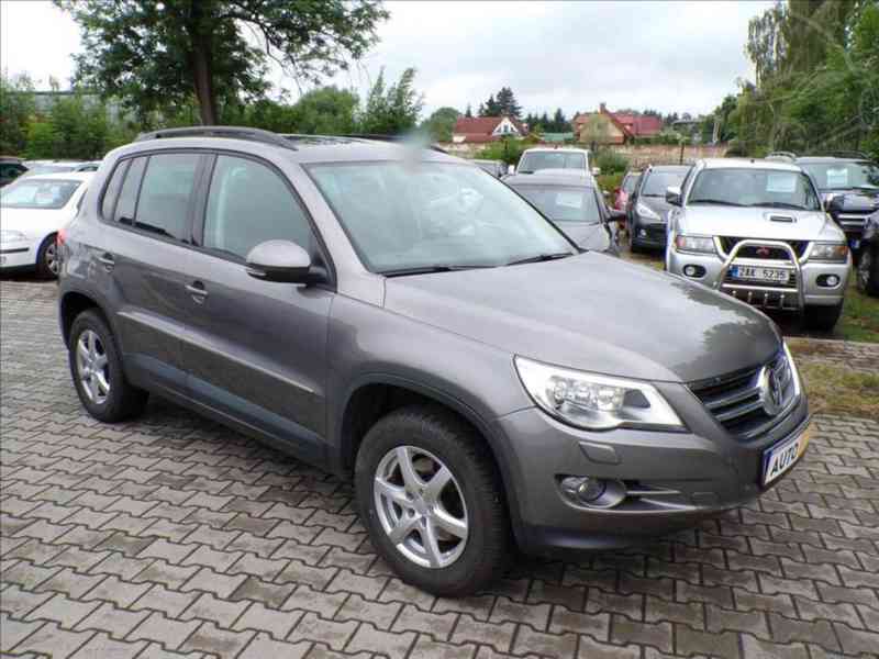 Volkswagen Tiguan 2,0 TDI 4MOTION,TAŽ.ZAŘ. - foto 1