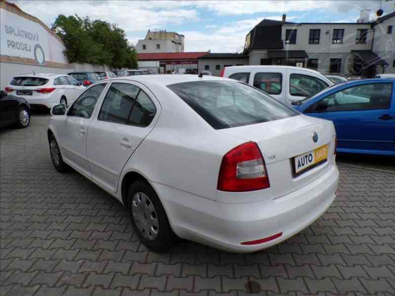Škoda Octavia 1,6 TDI SERVISNÍ KNIHA - foto 3