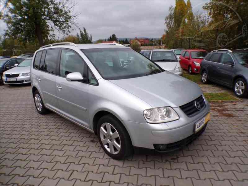 VW Touran 2,0 TDI-103KW DSG,XENONY - foto 1