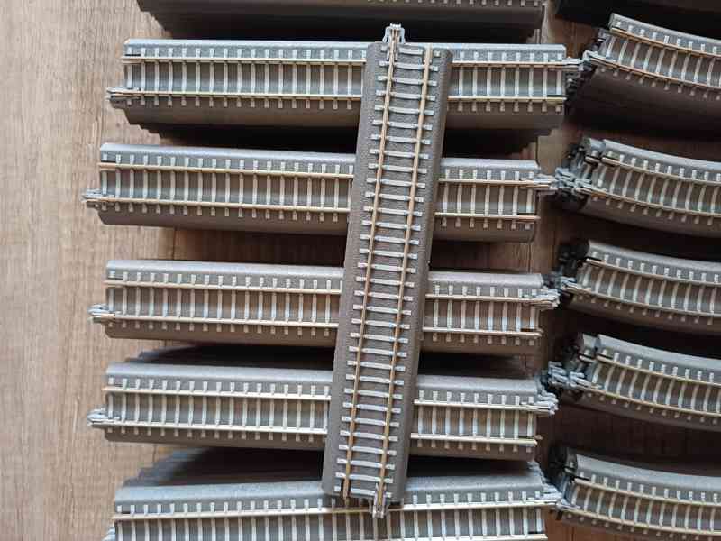 Kolejivo Tillig s podložím.  TT - foto 4