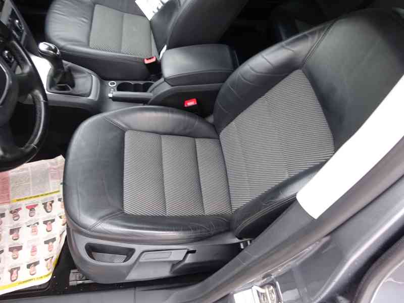 Škoda Octavia 1.4 TSI r.v.2011 (90 kw) serviska - foto 11