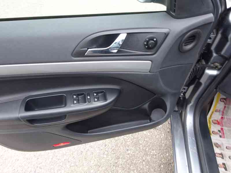Škoda Octavia 1.4 TSI r.v.2011 (90 kw) serviska - foto 6