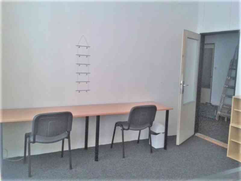 1., 2. a 3.lůž. pok., studenti/ky/páry, Černá Pole, pračka - foto 6