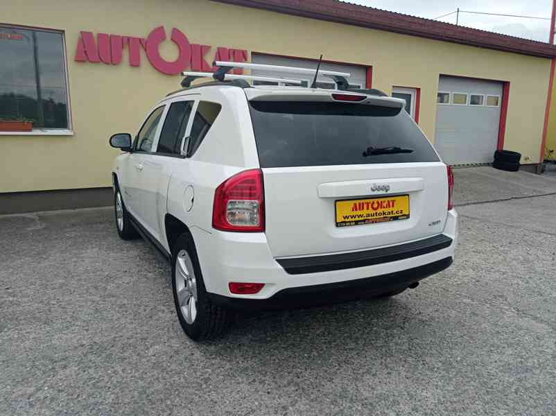 Jeep Compass 2.2 CRD 100kW/Klima/1Maj - foto 5