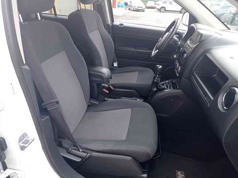 Jeep Compass 2.2 CRD 100kW/Klima/1Maj - foto 21