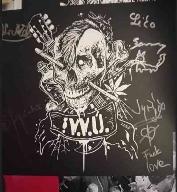 !V.V.Ú . –  !V.V.Ú.  (LP - limitka) - foto 3
