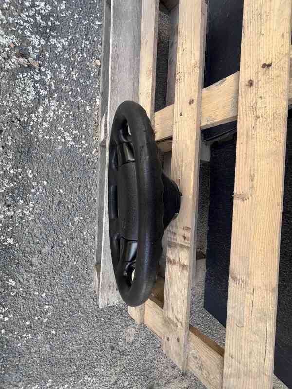 Čtyřramenný volant Škoda FELICIA - foto 7