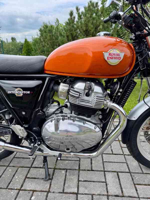 Royal Enfield Interceptor 650 - foto 3