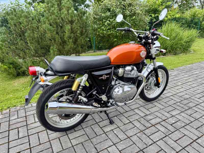 Royal Enfield Interceptor 650 - foto 2
