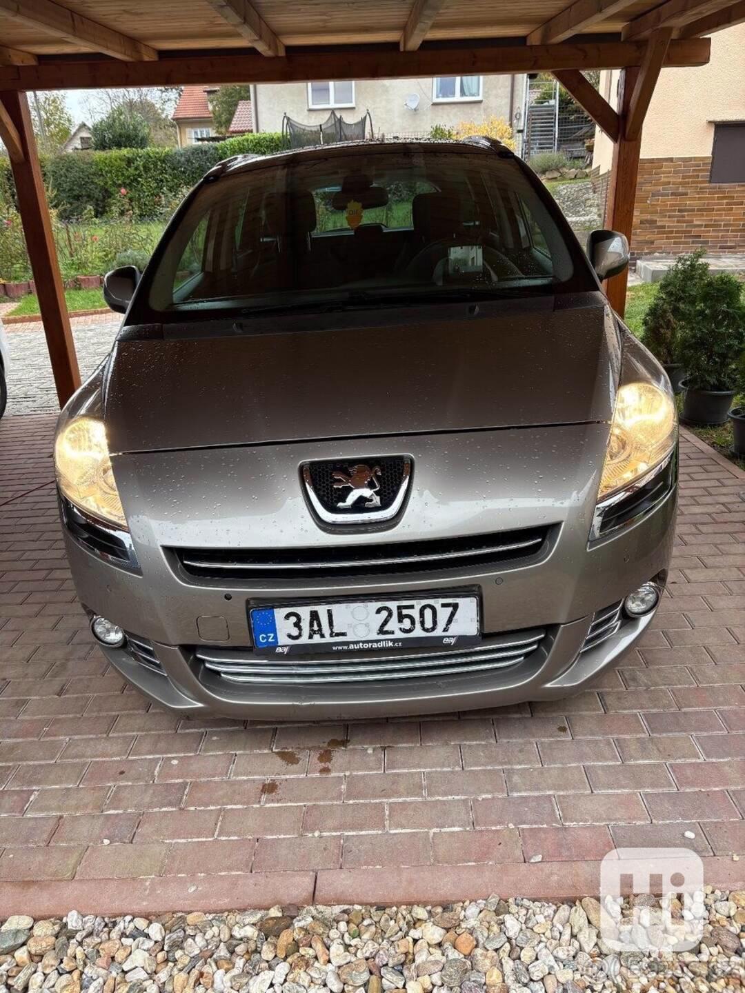 Peugeot 5008 2,0   HDi - automat - foto 1
