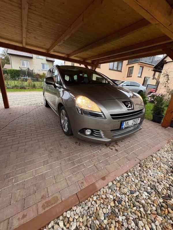 Peugeot 5008 2,0   HDi - automat - foto 10