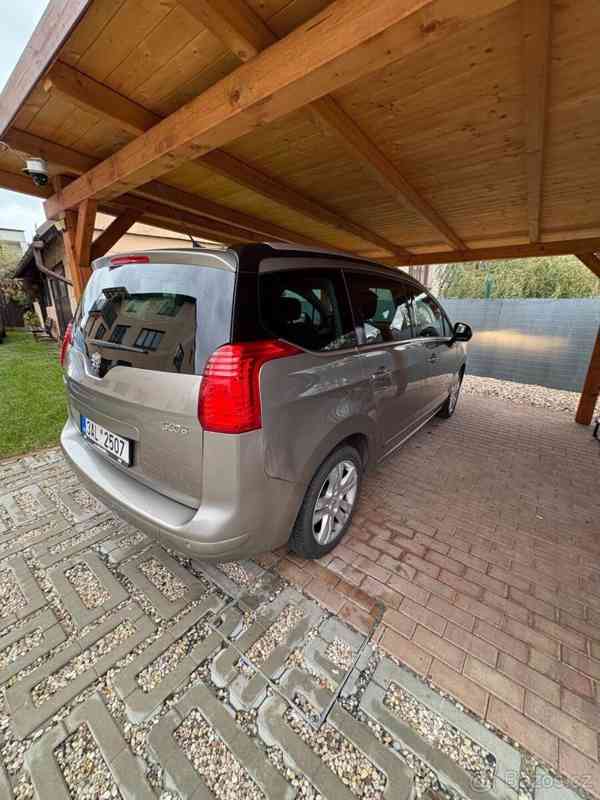 Peugeot 5008 2,0   HDi - automat - foto 2