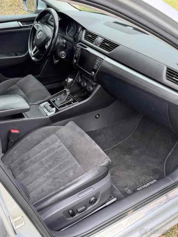 Škoda Superb 2,0 - foto 12