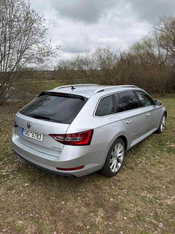 Škoda Superb 2,0 - foto 5