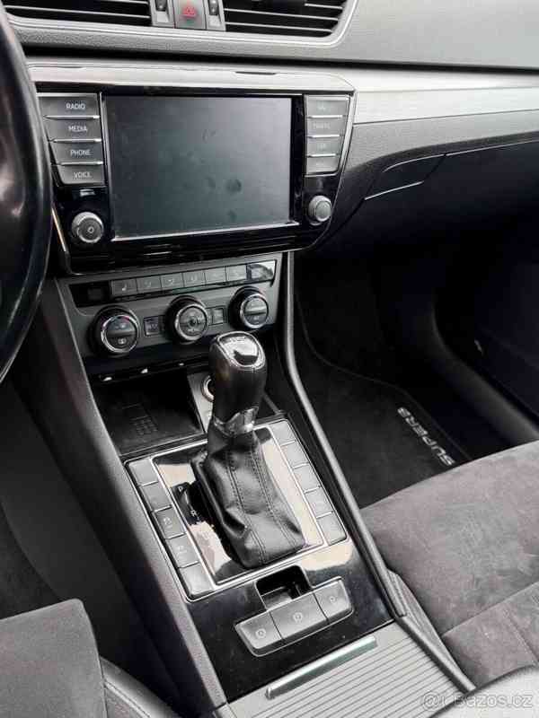 Škoda Superb 2,0 - foto 3