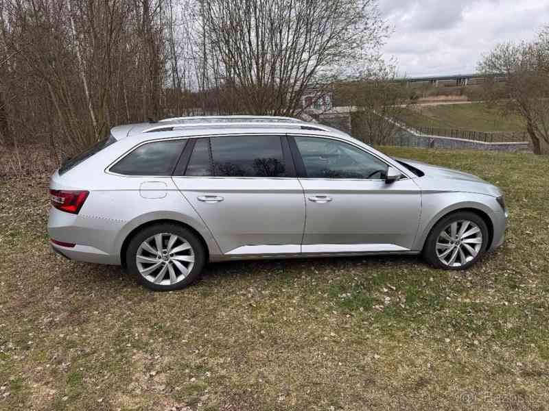 Škoda Superb 2,0 - foto 7