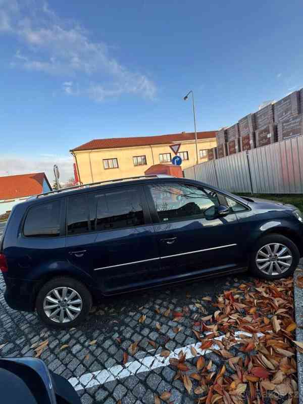 Volkswagen Touran 1,6 - foto 4