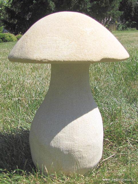 Nádherná pískovcová zahradní dekorace houba mala - foto 2