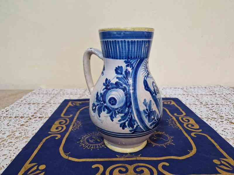 Krásný ručně malovaný keramický Džbán Svatá Veronika Vyškov - foto 7