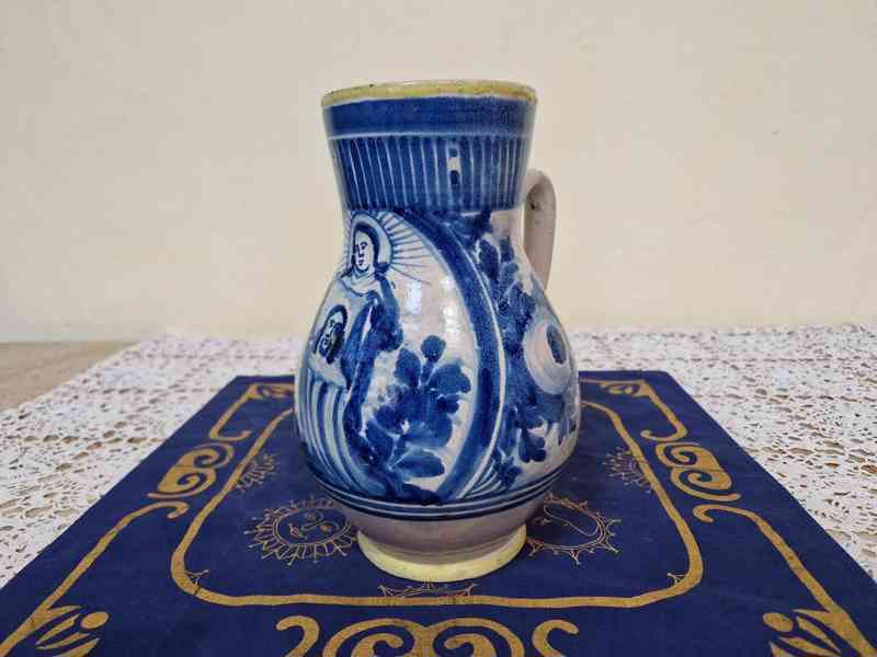 Krásný ručně malovaný keramický Džbán Svatá Veronika Vyškov - foto 2