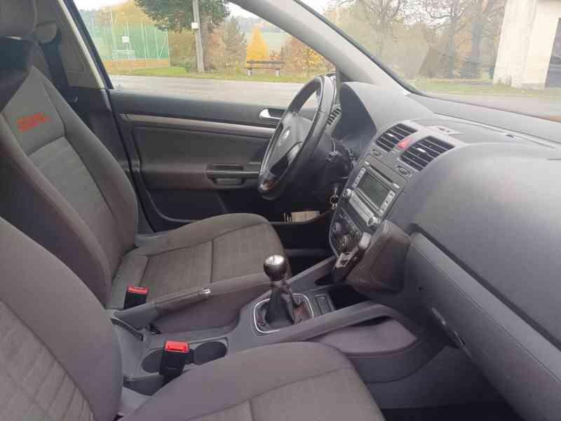 VW Golf V 1.6 75Kw RV. 2006 - NOVÁ STK  - foto 5