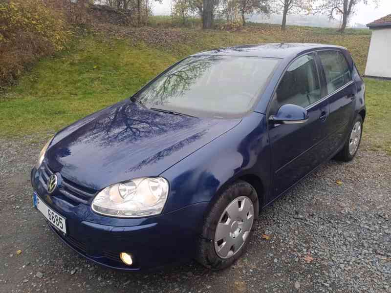 VW Golf V 1.6 75Kw RV. 2006 - NOVÁ STK  - foto 17