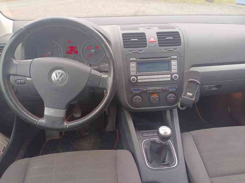 VW Golf V 1.6 75Kw RV. 2006 - NOVÁ STK  - foto 8