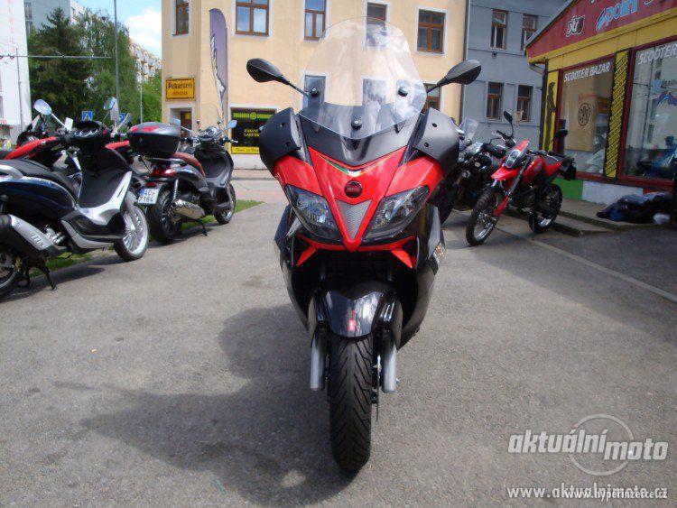 Prodej motocyklu Aprilia SR Max 300 - foto 3