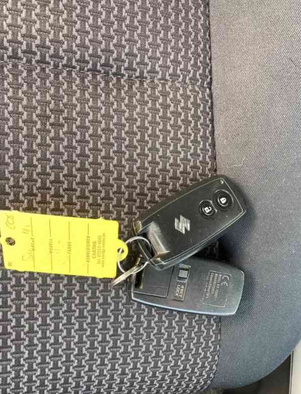 Suzuki Grand Vitara 2.4i Comfort Aut. benzín 122kw - foto 9