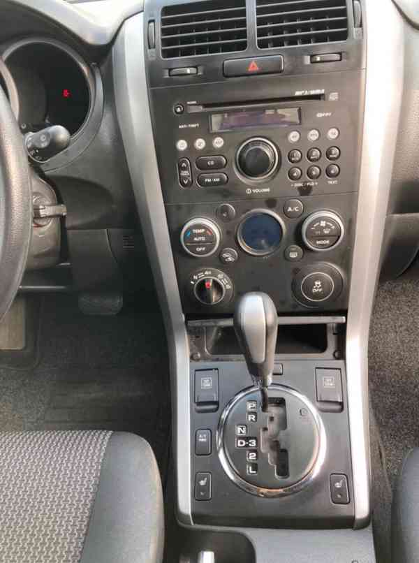 Suzuki Grand Vitara 2.4i Comfort Aut. benzín 122kw - foto 10