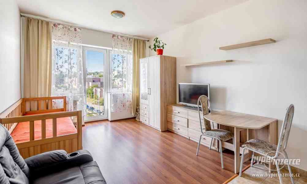 Pronájem bytu 1+kk v osobním vlastnictví 33 m², Barrandov Pr - foto 2