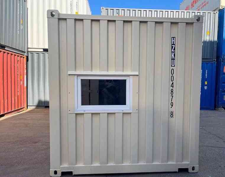 20stopý přepravní kontejner + sekční vrata + okno - foto 3