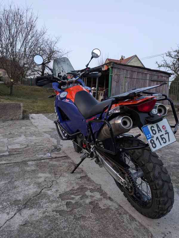 KTM 950 Adventure - foto 2