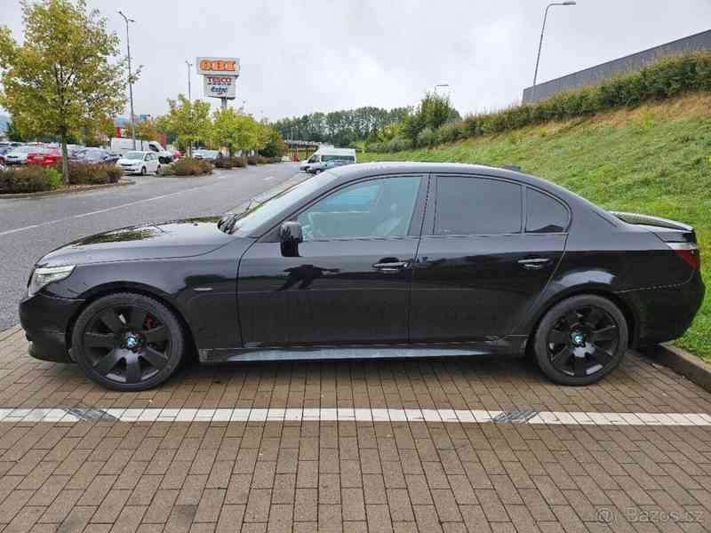 BMW Řada 5 3,0   E60 530d - foto 6