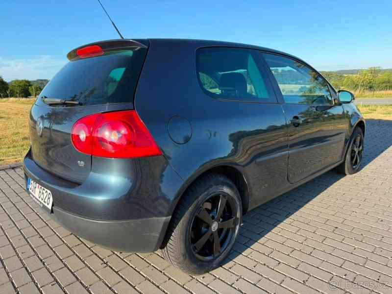 Volkswagen Golf 1,6   MPI 75kW/KLIMA/SENZORY/STK - foto 4