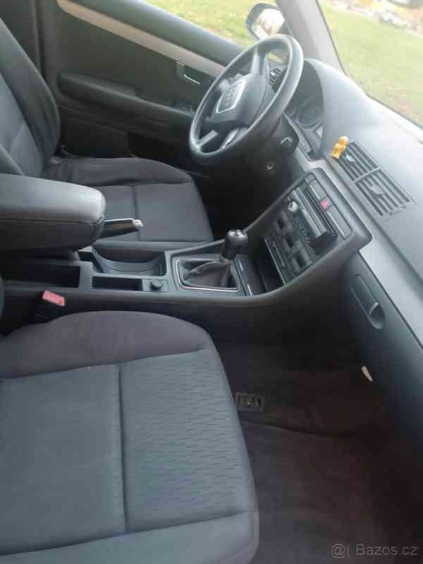 Audi A4 2,0 - foto 12